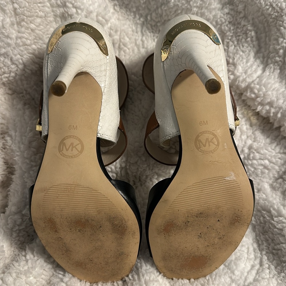 Michael Kors Heels 3inch - Picture 6 of 8